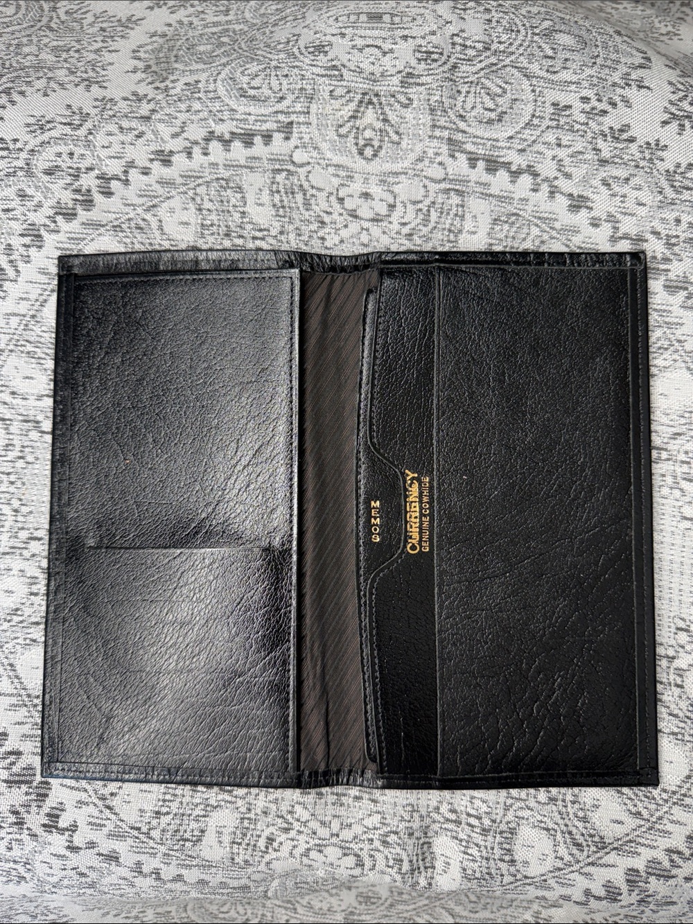 Classic Black Leather Checkbook Style Cover Wallet - 4x 7 - Picture 2 of 3